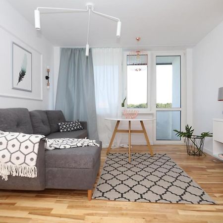 Romaszewskiego Żoliborz bedroom pokój Metro Varsovia Exterior foto