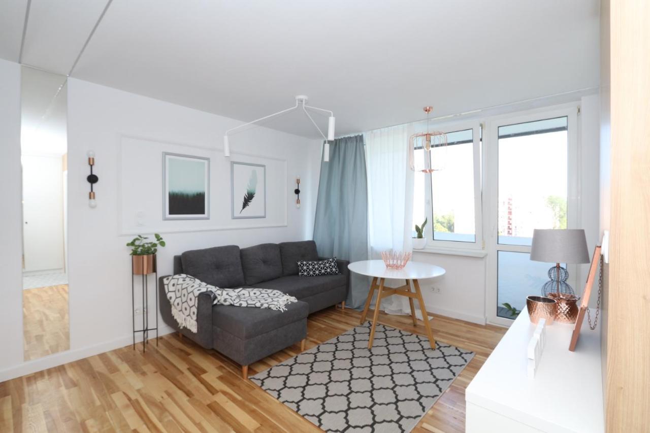 Romaszewskiego Żoliborz bedroom pokój Metro Varsovia Exterior foto